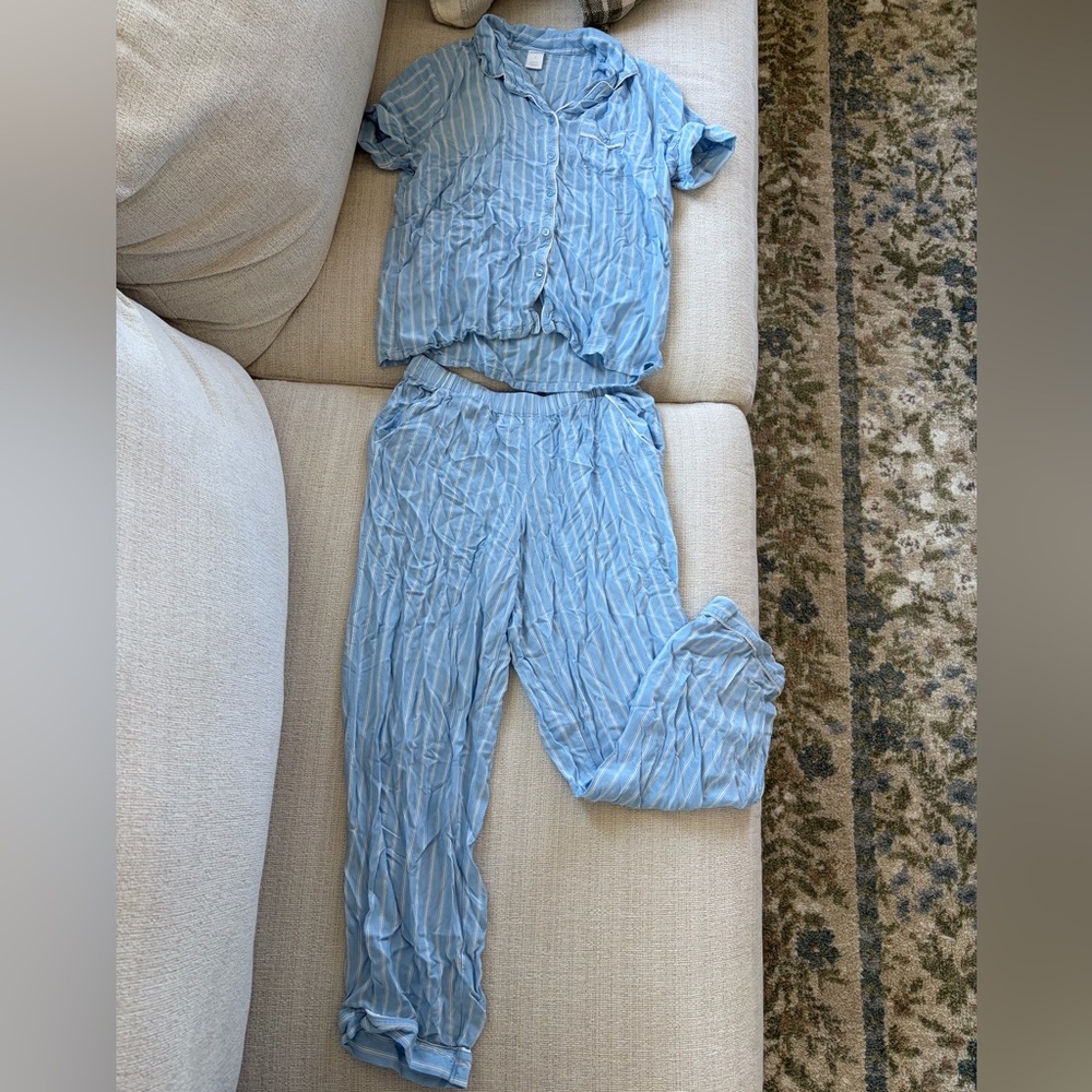 Liz Claiborne Blue Striped Women's Pajama Set